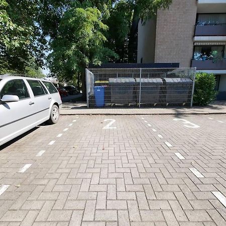 61 M2 Erdgeschosswohnung Mit Eigenem Parkplatz Vorm Haus Osnabrück Extérieur photo