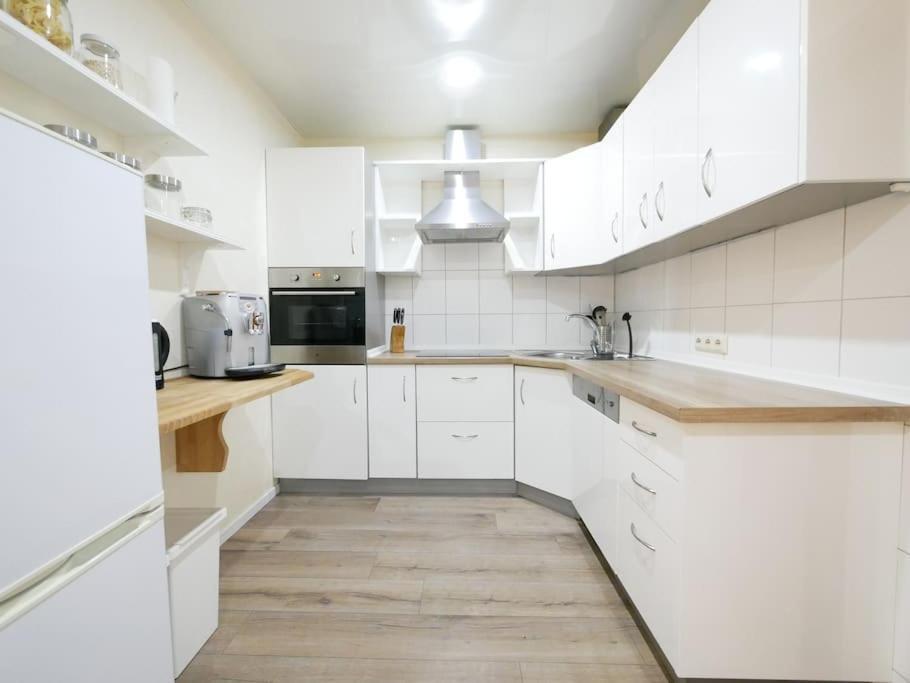 61 M2 Erdgeschosswohnung Mit Eigenem Parkplatz Vorm Haus Osnabrück Extérieur photo