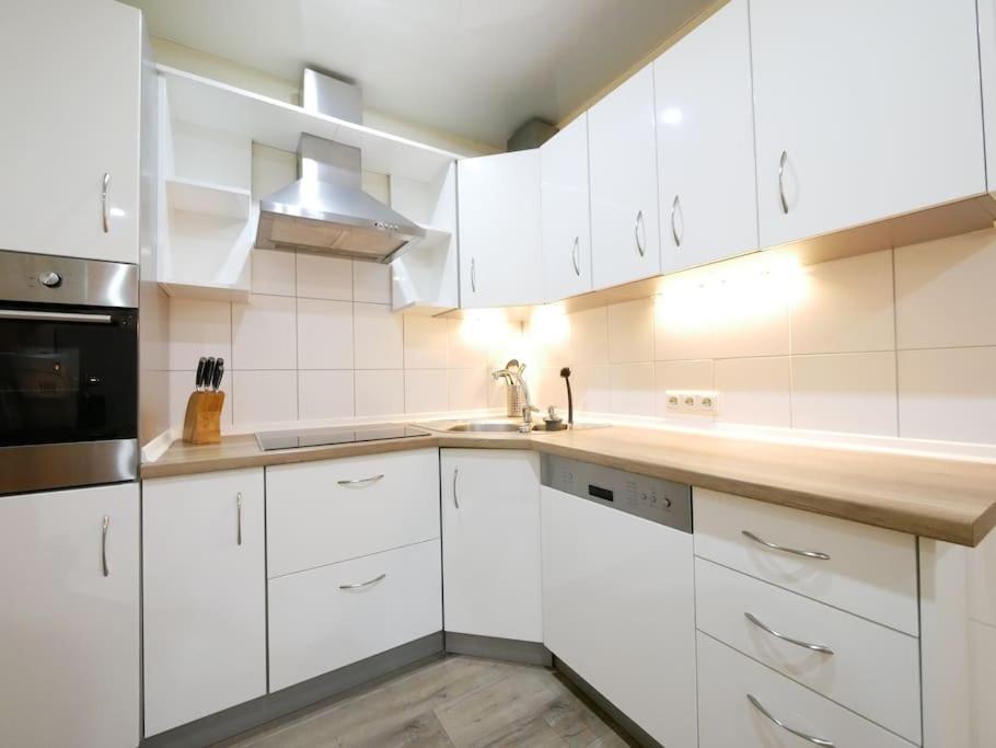 61 M2 Erdgeschosswohnung Mit Eigenem Parkplatz Vorm Haus Osnabrück Extérieur photo